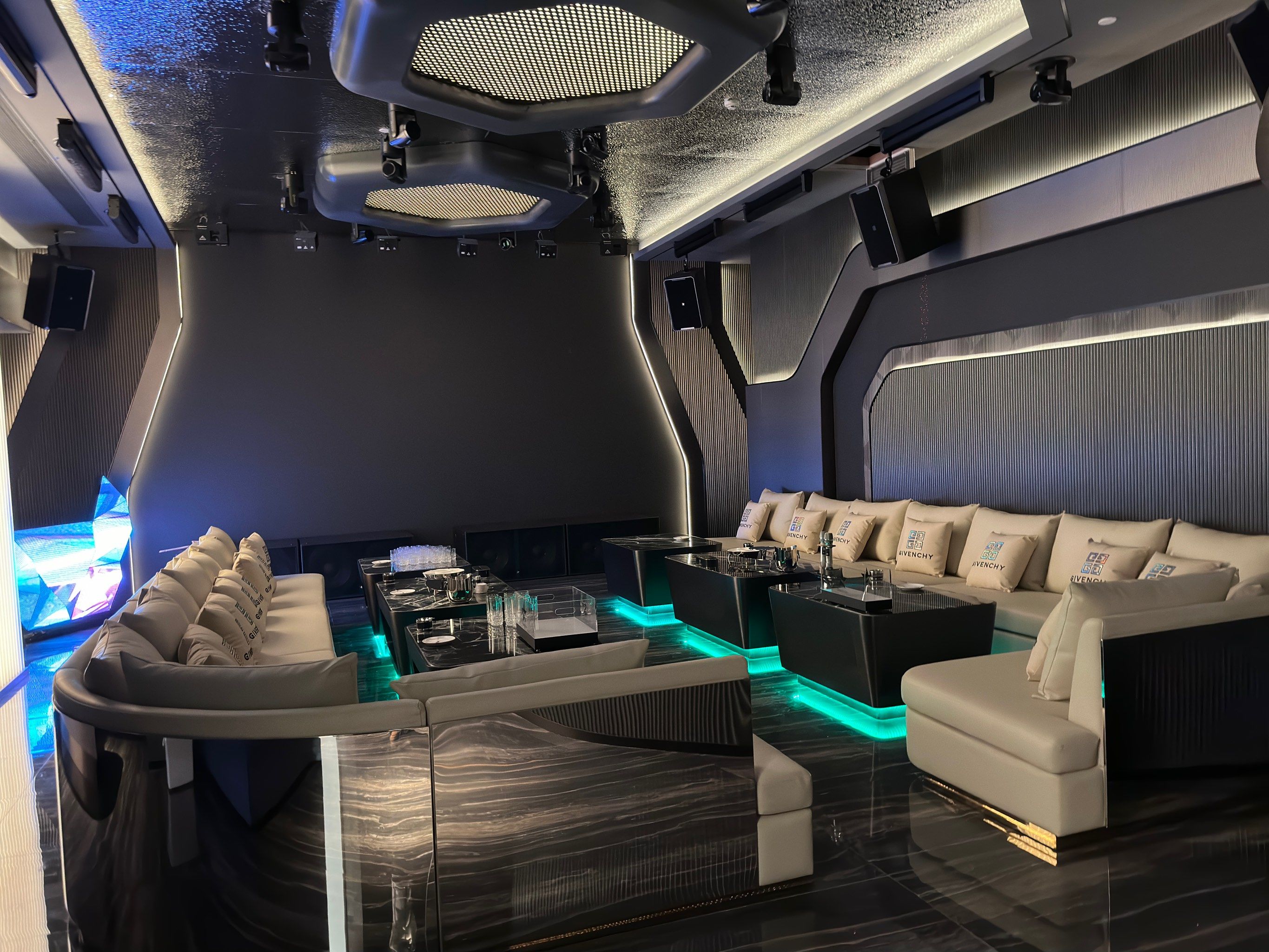 怀化商务KTV：优雅尊享商务洽谈的绝佳场所-辰溪县ktv预定